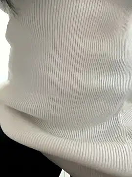 Snapshot of Molly-molly- chatting on 01/16/26, 06:39 Molly-molly- online show from 01/16/26, 06:39