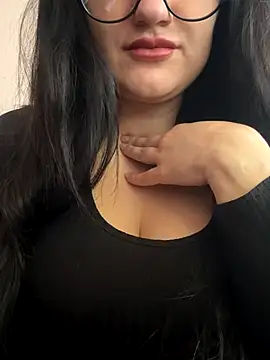 Snapshot of Molly-molly- chatting on 09/25/25, 05:57 Molly-molly- online show from 09/25/25, 05:57