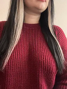 Snapshot of Molly-molly- chatting on 04/09/26, 07:03 Molly-molly- online show from 04/09/26, 07:03