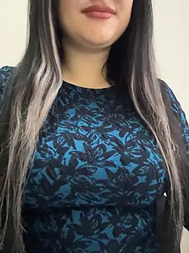 Snapshot of Molly-molly- chatting on 02/19/26, 06:10 Molly-molly- online show from 02/19/26, 06:10