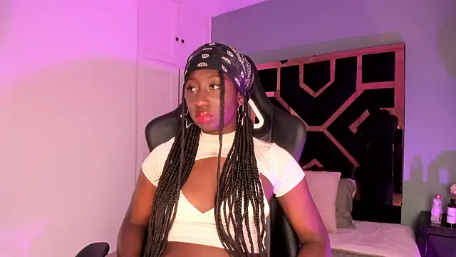 Madison Monroe  online show from 09/20/25, 11:26