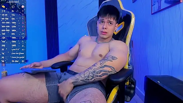 xKevyn online show from 12/22/25, 12:16