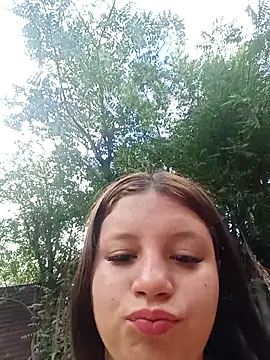 Shell Latina online show from 11/27/25, 01:55