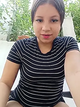 Shell Latina online show from 11/03/25, 01:37