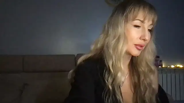 Pyrelissa online show from 01/15/26, 03:48