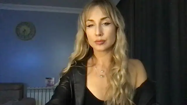 Pyrelissa online show from 12/05/25, 03:32