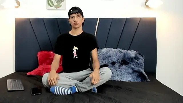 maicol cum23 online show from 10/02/25, 01:58