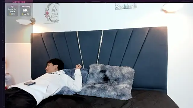maicol cum23 online show from 09/25/25, 02:01