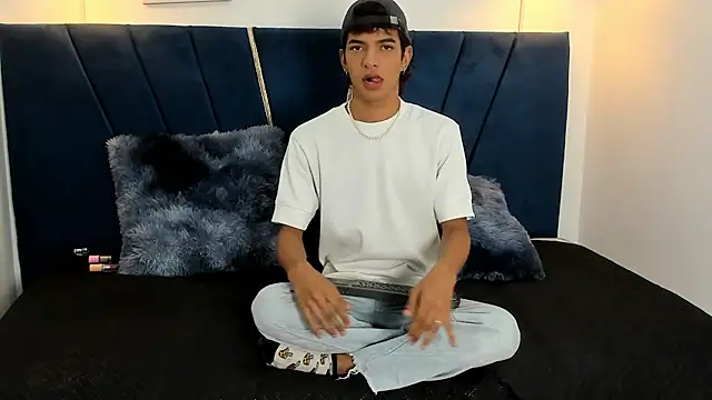 maicol cum23 online show from 09/10/25, 01:32