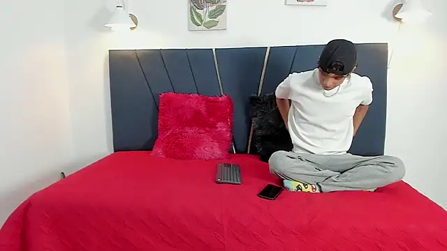 maicol cum23 online show from 09/18/25, 01:03