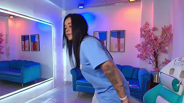 Black roseee online show from 06/05/26, 03:33