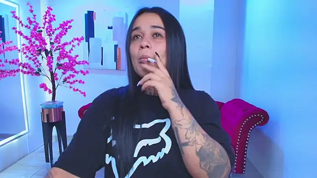 Black roseee online show from 02/03/26, 06:22