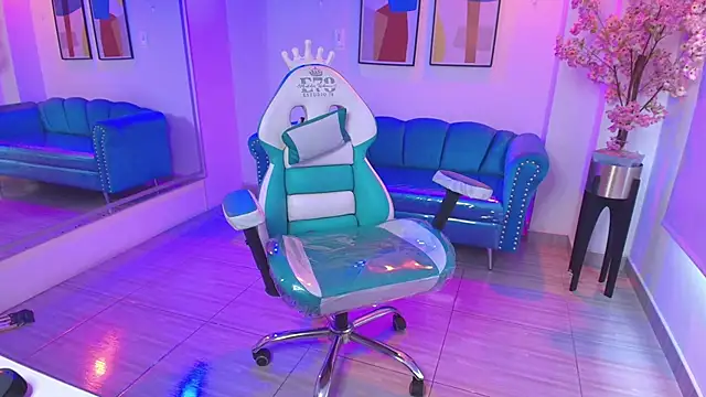 Black roseee online show from 04/19/26, 03:46