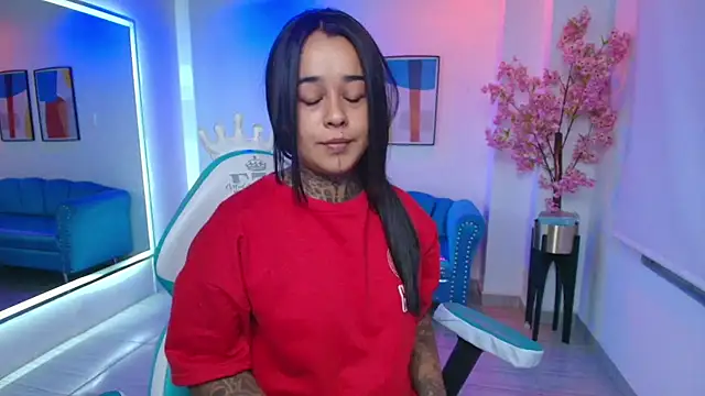 Black roseee online show from 05/17/26, 03:39
