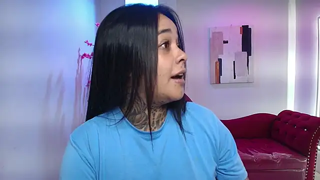 Black roseee online show from 11/19/25, 03:17