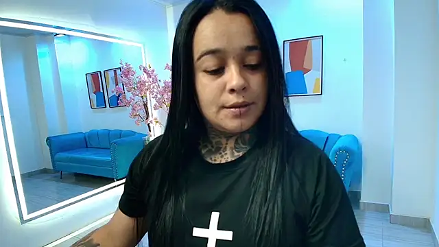 Black roseee online show from 10/18/25, 04:14