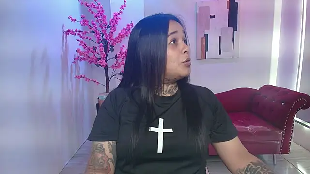 Black roseee online show from 11/18/25, 03:32