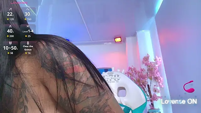 Black roseee online show from 05/17/26, 03:45