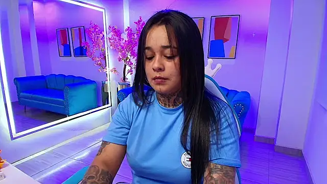 Black roseee online show from 10/04/25, 04:03