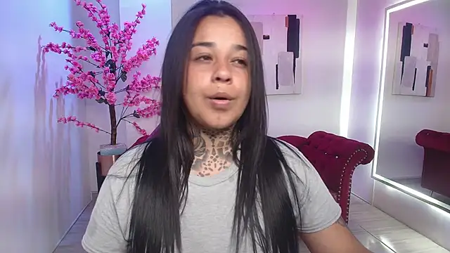 Black roseee online show from 11/26/25, 03:50