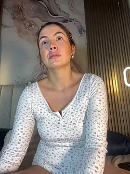 Dakota Evanns online show from 11/11/25, 08:25