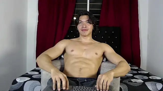 adriel escalante online show from 01/15/26, 03:21