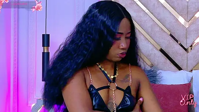 Snapshot of Rossie-Cameron chatting on 02/09/26, 08:07 Rossie-Cameron online show from 02/09/26, 08:07