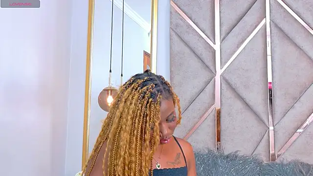 Rossie-Cameron online show from 04/18/26, 04:04