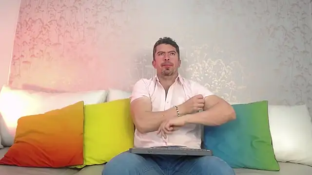 Snapshot of JuanKarloz_ chatting on 09/26/25, 01:40 JuanKarloz online show from 09/26/25, 01:40