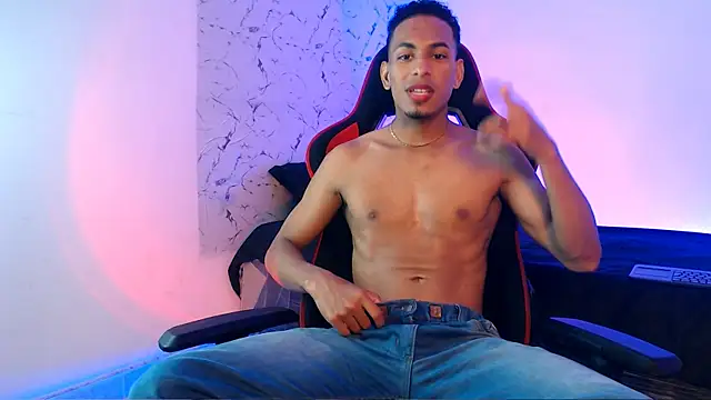 lorian vikel online show from 11/19/25, 10:10