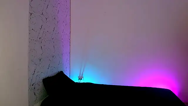 lorian vikel online show from 03/19/26, 11:05