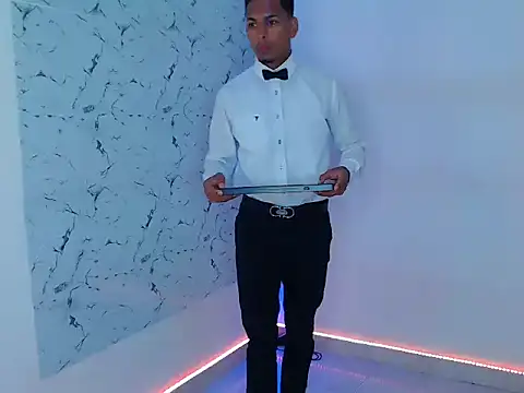 lorian vikel online show from 09/09/25, 11:47