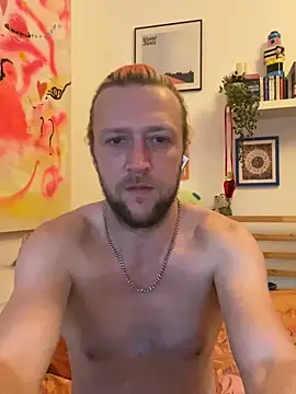 straight-alex  online show from 09/30/25, 12:33