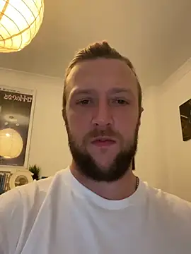 straight-alex  online show from 10/17/25, 12:07