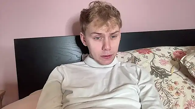 scottishtwink01 online show from 10/21/25, 12:26