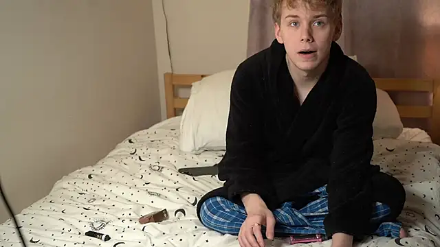scottishtwink01 online show from 11/14/25, 07:28