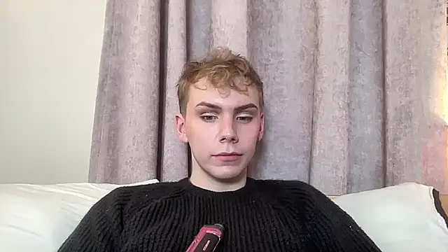 scottishtwink01 online show from 10/19/25, 10:01