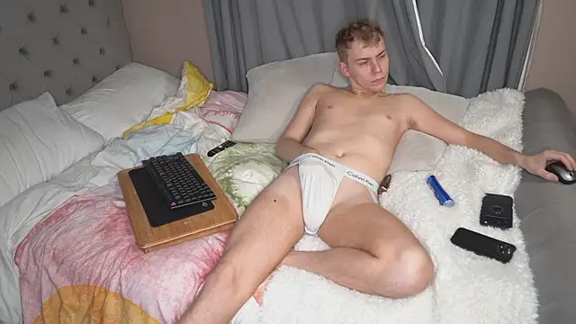 scottishtwink01 online show from 04/12/26, 08:01