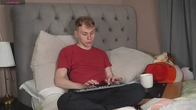 scottishtwink01 online show from 05/18/26, 02:11