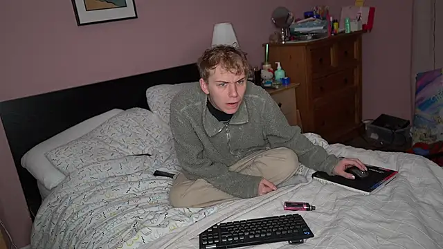 scottishtwink01 online show from 11/07/25, 03:05