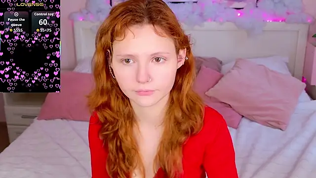 Snapshot of AlisHanson chatting on 09/20/25, 09:14 AlisHanson online show from 09/20/25, 09:14