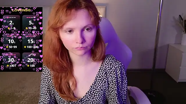 Snapshot of AlisHanson chatting on 09/16/25, 09:32 AlisHanson online show from 09/16/25, 09:32