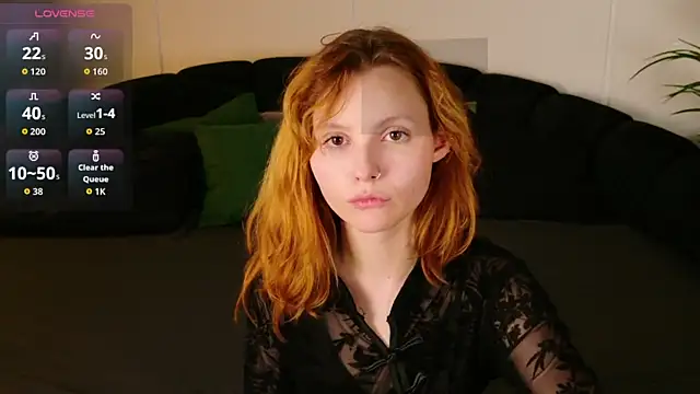 AlisHanson online show from 11/13/25, 01:04