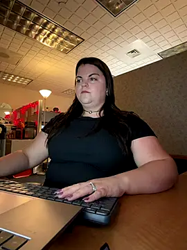 PlayWithBrittany online show from 10/22/25, 01:43