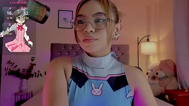 OxanaFedorova1- online show from 11/22/25, 09:57