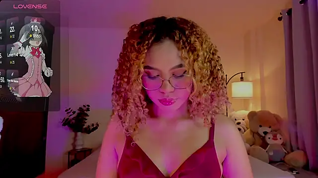 Snapshot of OxanaFedorova1- chatting on 07/02/26, 03:23 OxanaFedorova1- online show from 07/02/26, 03:23