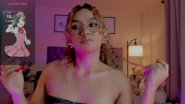 OxanaFedorova1- online show from 04/05/26, 05:30