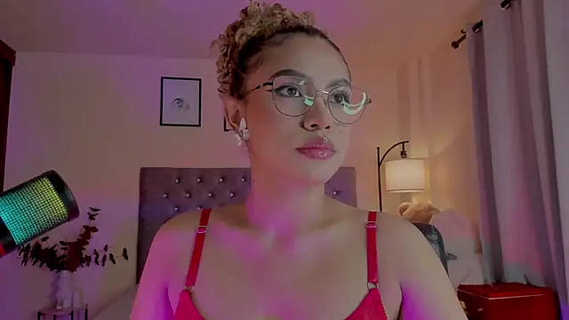 OxanaFedorova1- online show from 12/02/25, 08:32