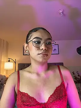 OxanaFedorova1- online show from 04/12/26, 05:16