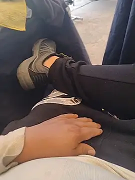 Snapshot of Santiagoqro85 chatting on 12/04/25, 06:07 Santiagoqro85 online show from 12/04/25, 06:07